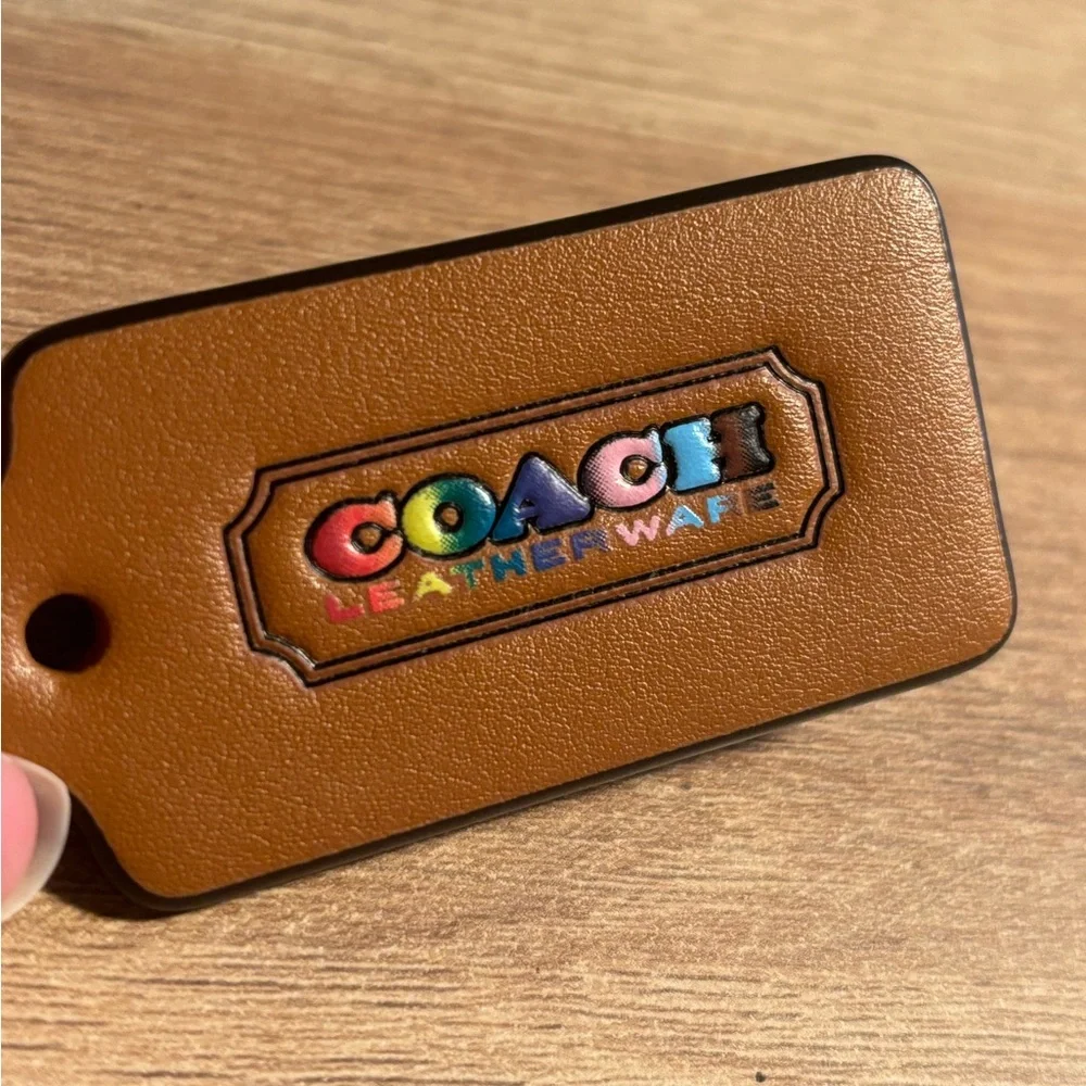 *on hold* Coach pride hangtag - Picture 1 of 1